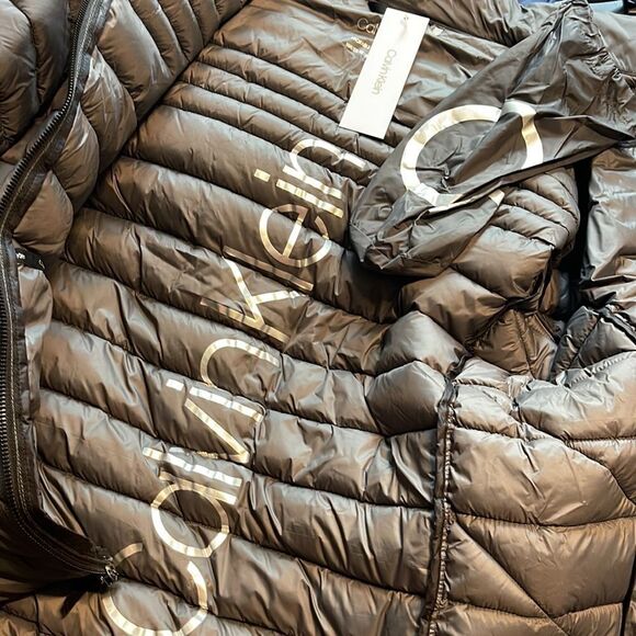 Calvin Klein Packable Water Resistant Jacket NEW - Picture 5 of 6